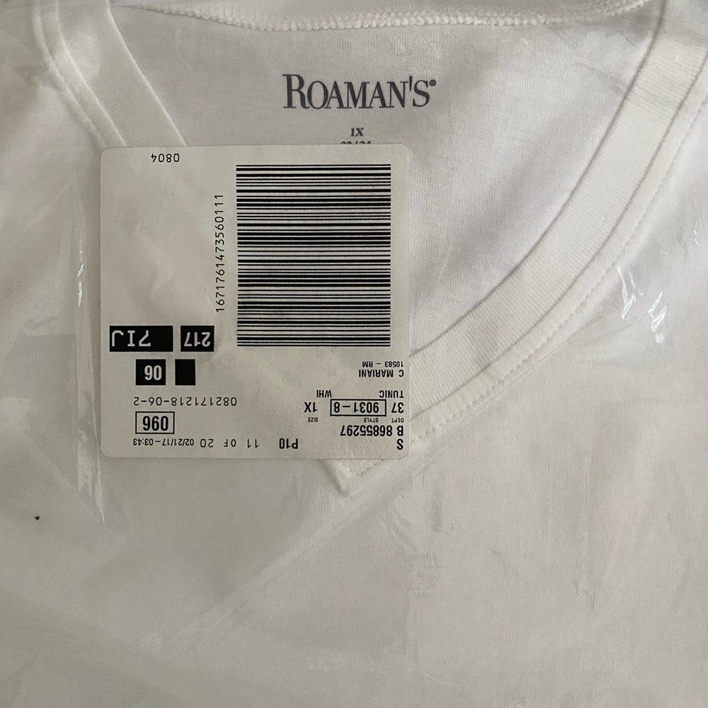 Roaman’s basic white tee - Picture 2 of 2